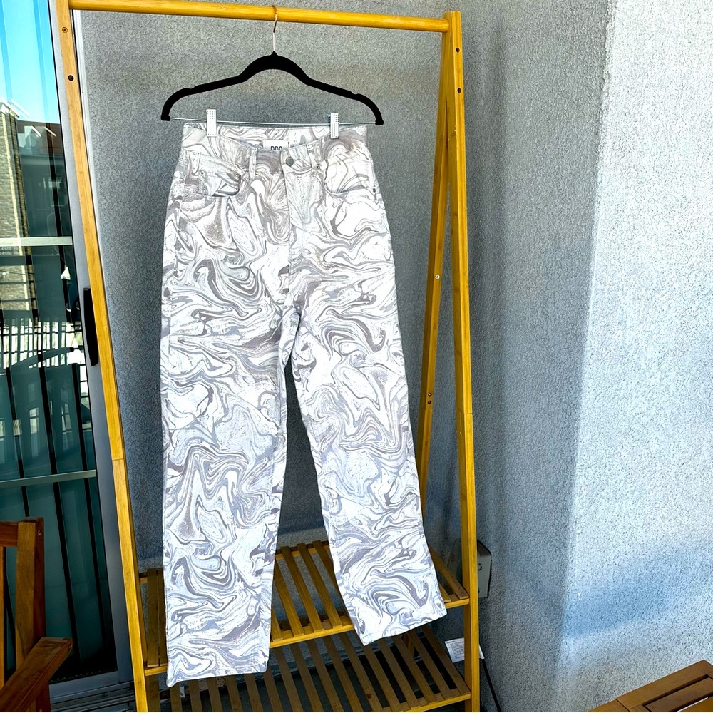 grey swirl jeans 🍭